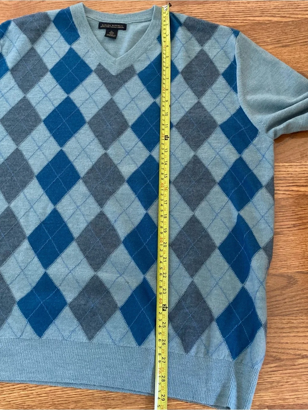Banana Republic Men’s Blue Argyle Sweater XL